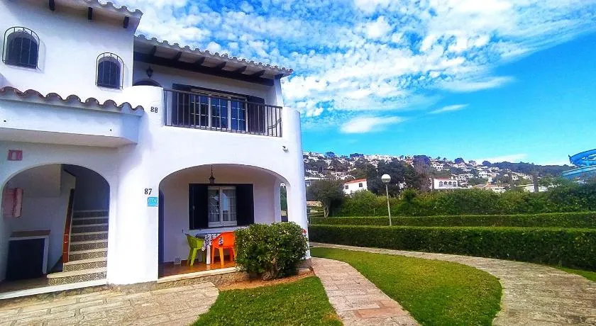 Son Bou Bonito y Renovado Apartamento - Image 1