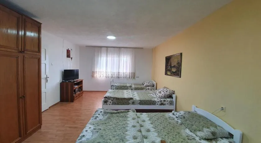Caričin konak - Image 1