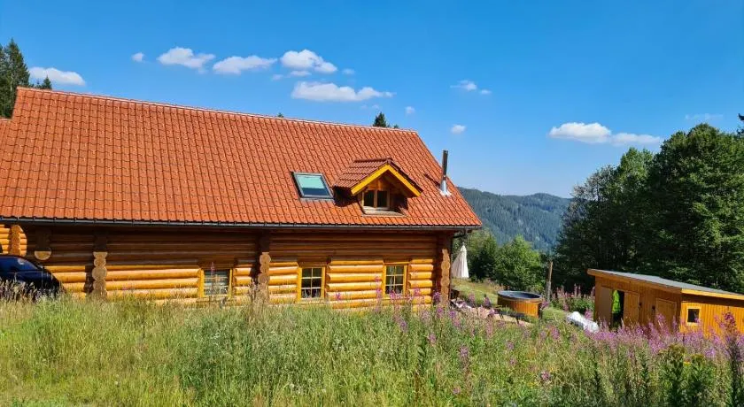 Luxus-Ferienhaus Blockhaus Chalet Nr 1 Toplage am Feldberg mit Sauna, Outdoor-Hottub, Kamin auf 1300m üM - Image 1