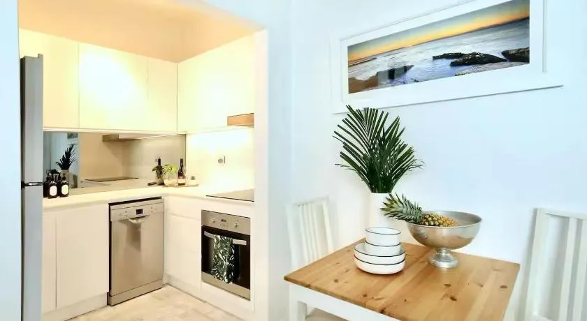 Cosy and calm unit in Cronulla - Image 1