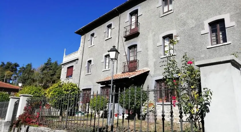 APARTAMENTOS TURÍSTICOS "LA DIRECCIÓN" - Image 1