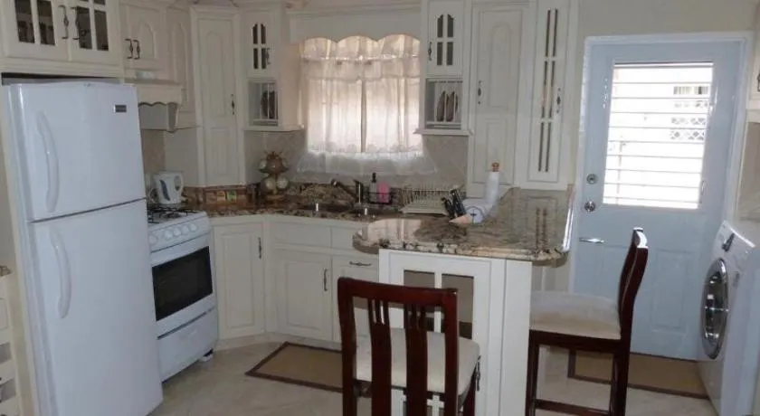 Hopeville Apartments - Image 1