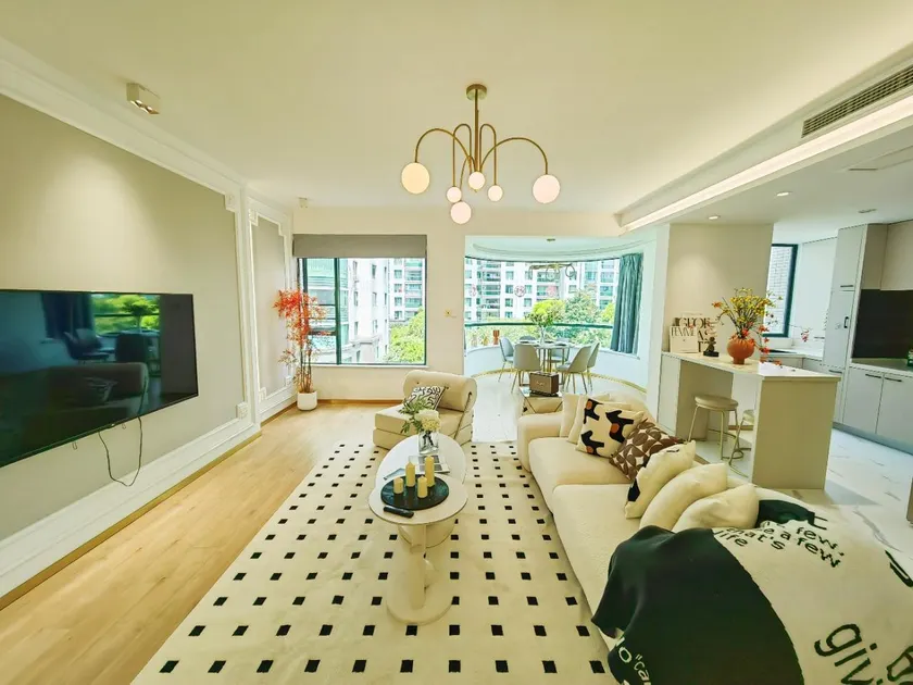 Garden View with 3Bedroom, next to the Bund - Image 1