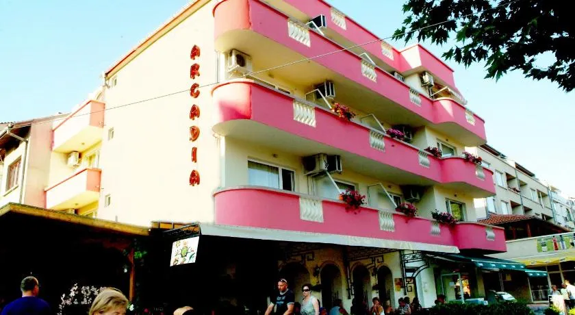 Arkadia Guest House - Image 1