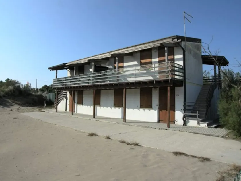 Holiday Home in Rosolina Mare near Beach - Image 1