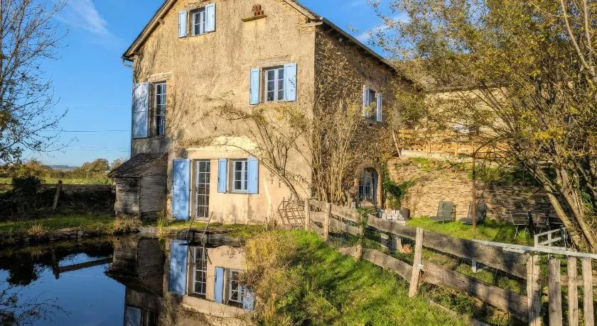 Saisonnée - Chambres d'Hôtes et Table d'Hôtes en Aveyron - Image 1