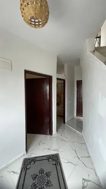 Adar surf house - Image 1
