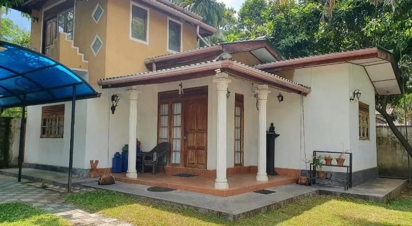 Home Stay in Matale, Aluvihare - Image 1