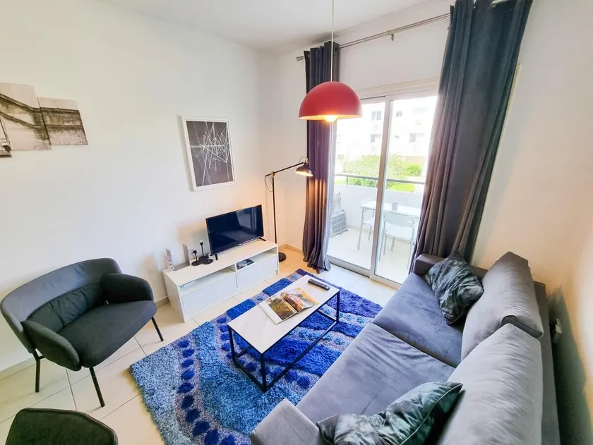 Seaside Heaven Apartment With Pool - Image 1