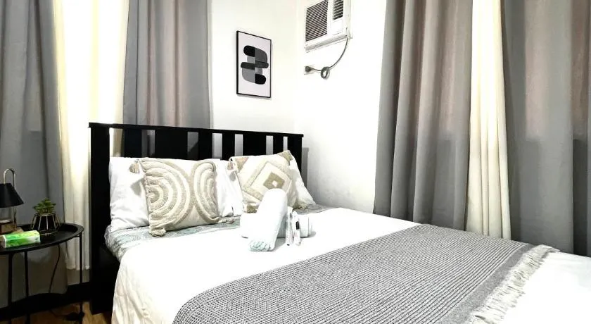 Cozy 1 Bedroom Unit Arezzo Place Pasig - Image 1