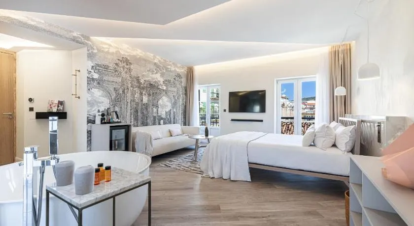 Le Dortoir Boutique Suites - Image 1