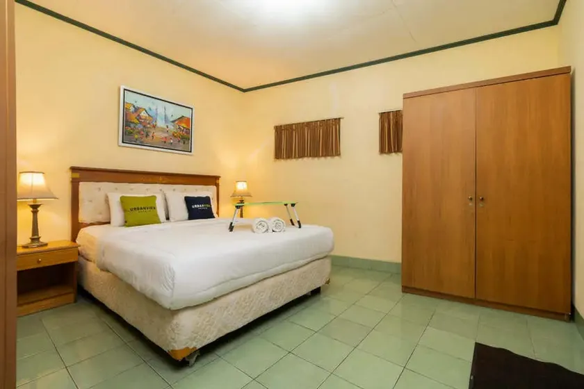 Urbanview Hotel Griya Astoeti 2 Cisarua Puncak - Image 1