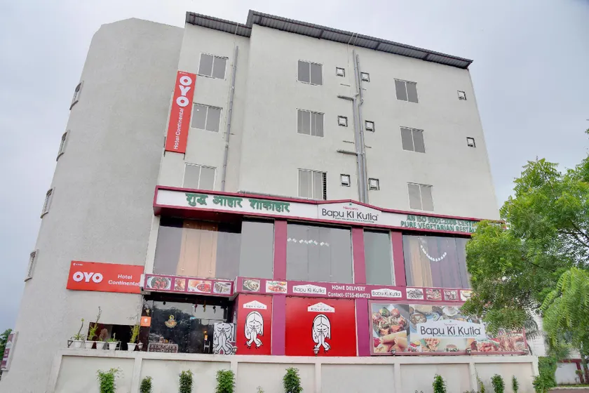 OYO 40146 Hotel Continental - Image 1