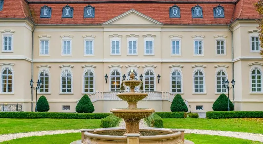 La Contessa Castle Hotel - Image 1
