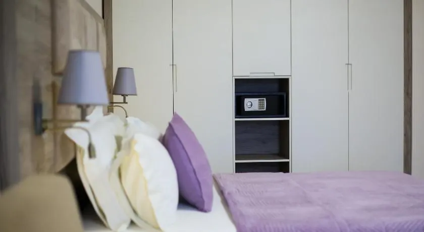 Hotel VD Roleks - Image 1