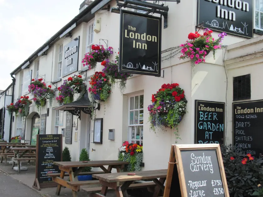 London Inn - Image 1