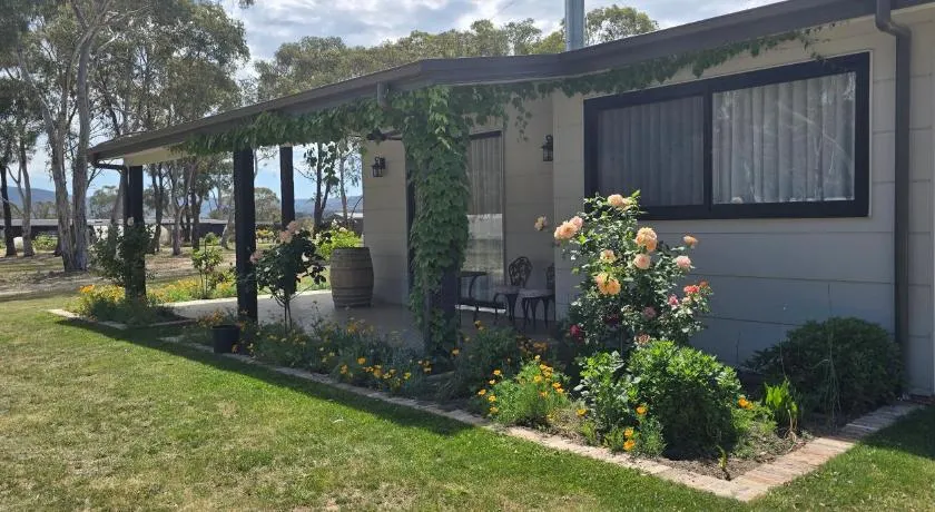 Hideaway In Hartley - Image 1
