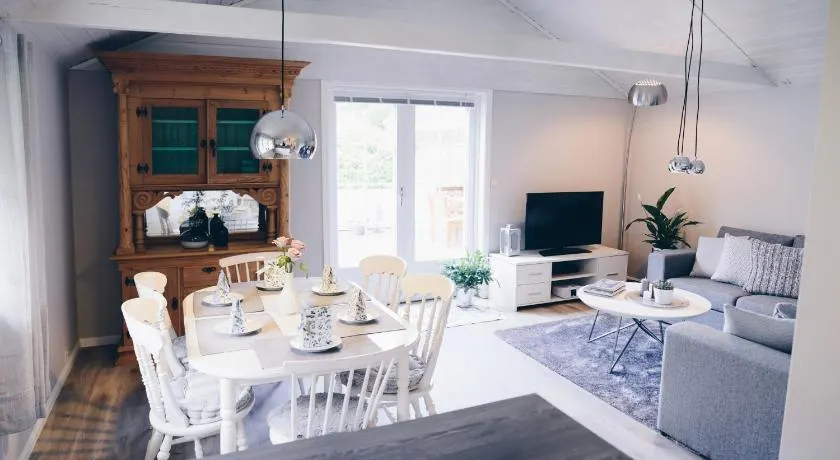 Dalhus - House with jacuzzi - Image 1
