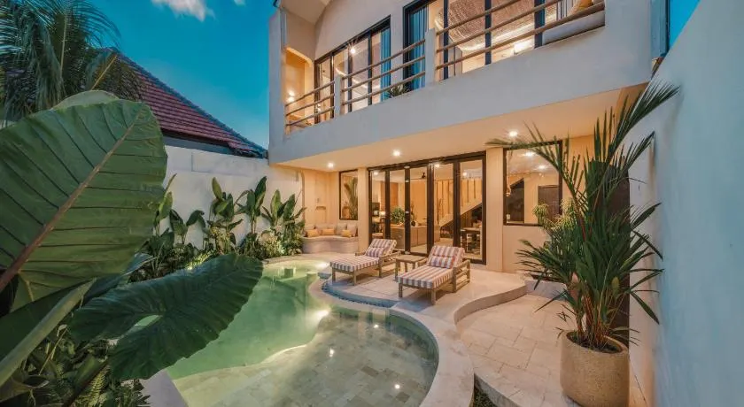 Villa Seriska Satu Sanur Luxury 4-Bedroom Villa with Private Beach Access & 24h Security - Image 1