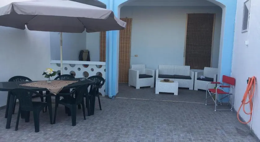 House A & N - Image 1