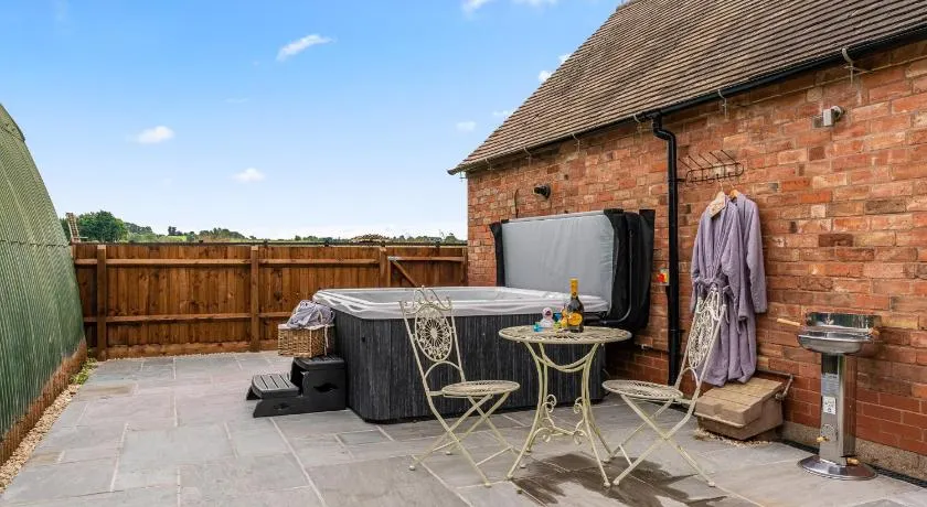 Swifts Retreat - Image 1