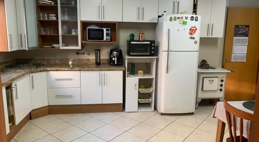 Quarto casal 148 ,próximo aos pavilhões da festa da uva - Image 1