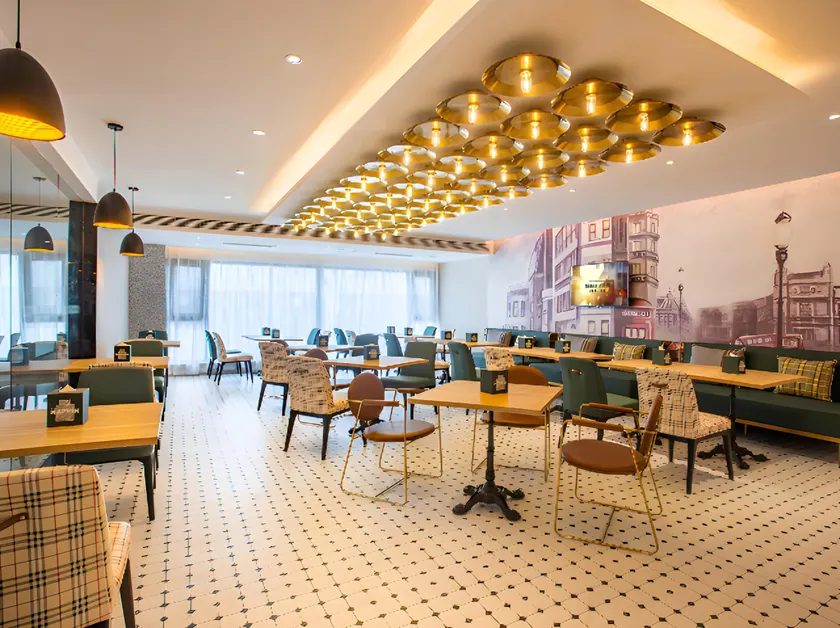 Premier City Comfort Hotel Guiyang High-speed ​​East Railway Station - Image 1