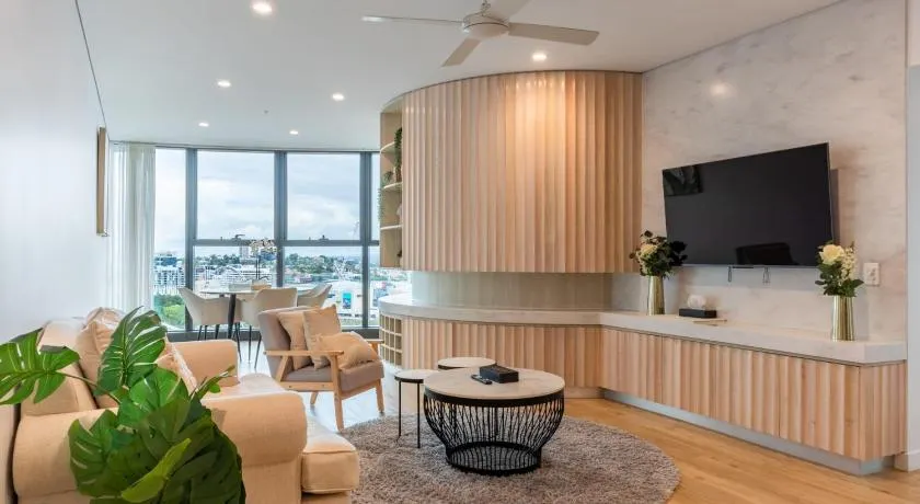 Ultimate Riverview Designer 2BD Apartment at CBD - Image 1