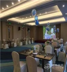 Easco Hotel - Image 1