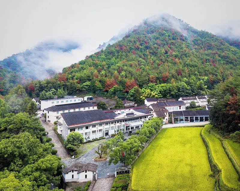 Tiantai Hotel - Image 1