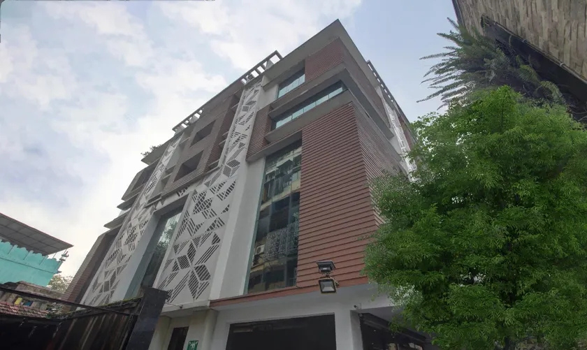 Hotel Radiant - Image 1