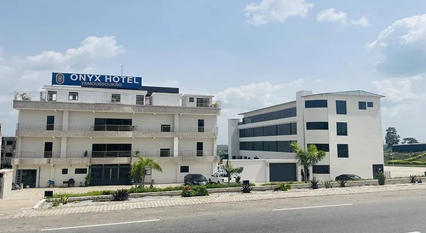 ONYX HOTEL Yamoussoukro - Image 1