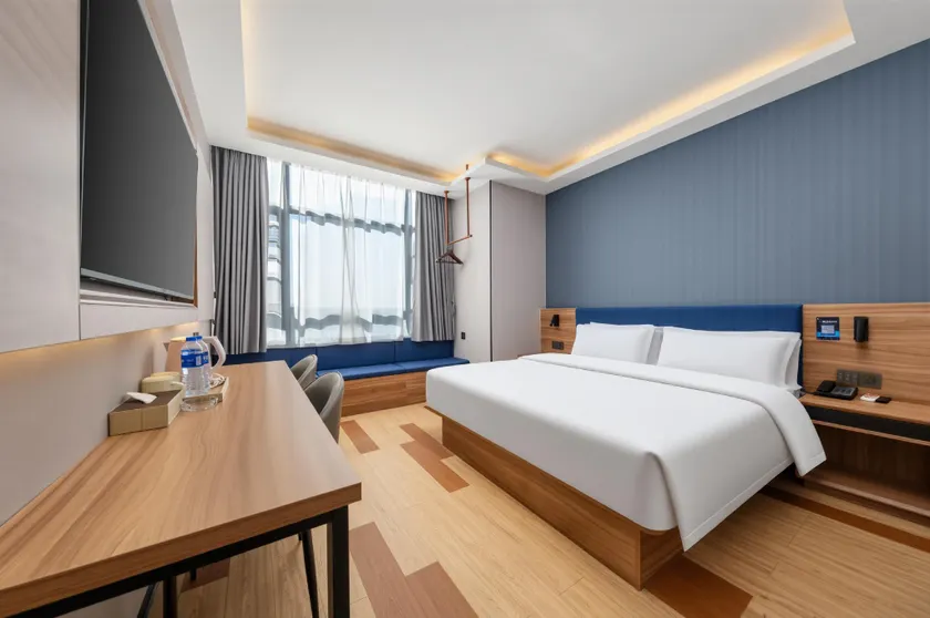 Fairyland Hotel - Xiamen University Shimao Twin Towers - Image 1