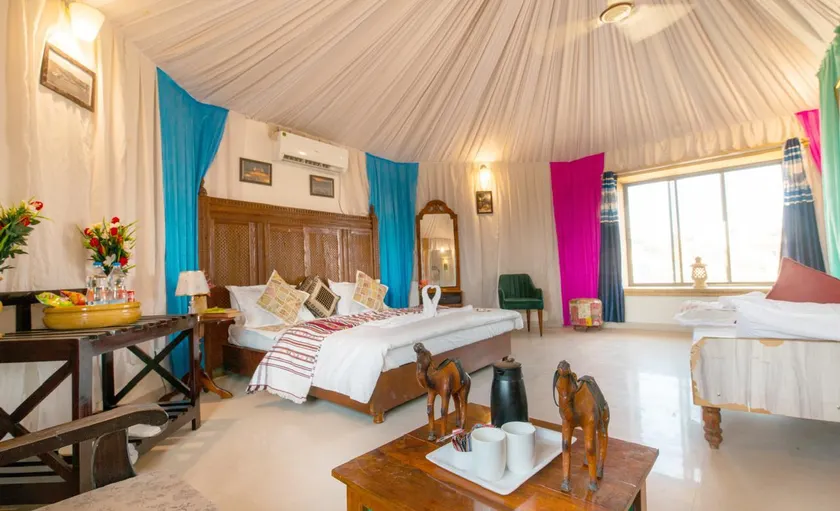 Sunrise Desert Resort  with Swimming Pool - Image 1
