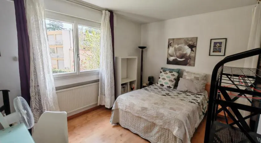 Belle chambre dans appartement en colocation proche centre-ville de Montpellier - Image 1