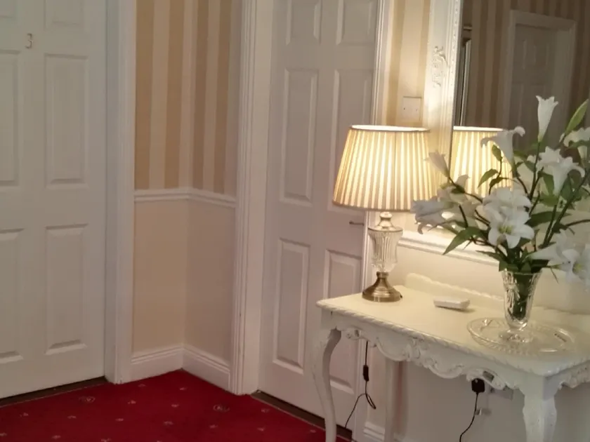 Hazelwood Guesthouse - Image 1