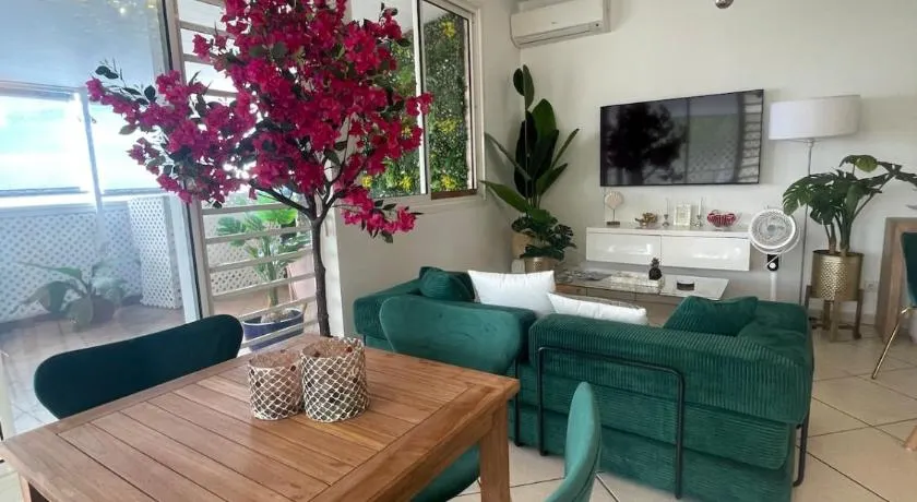 Tuanaki Heritage - F2 of 102m2 with Private Jacuzzi - Image 1