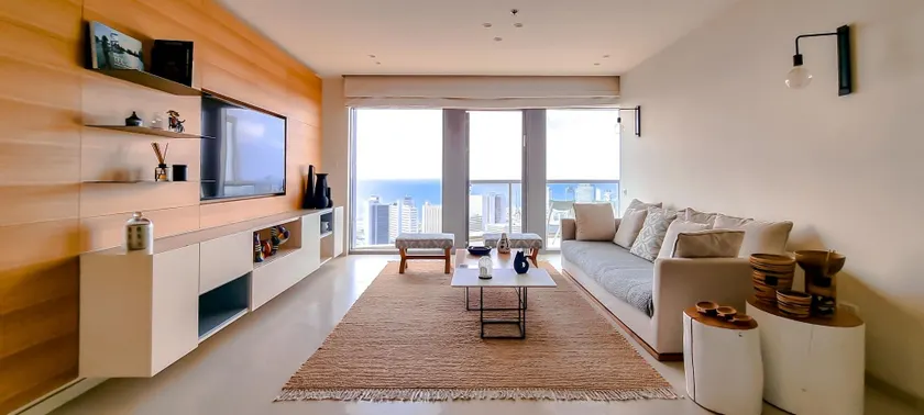 Blanche Eilat - Image 1