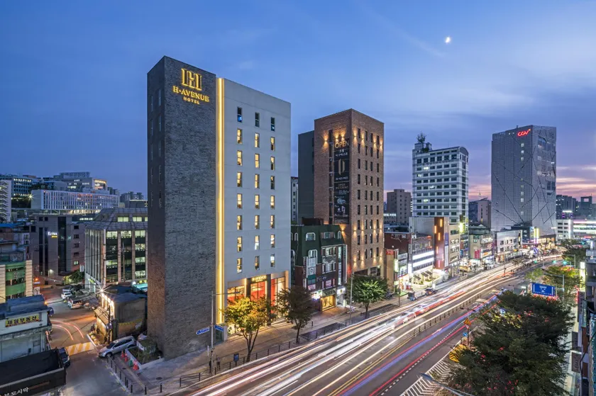 H Avenue Hotel Dongdaemun Sungshin - Image 1