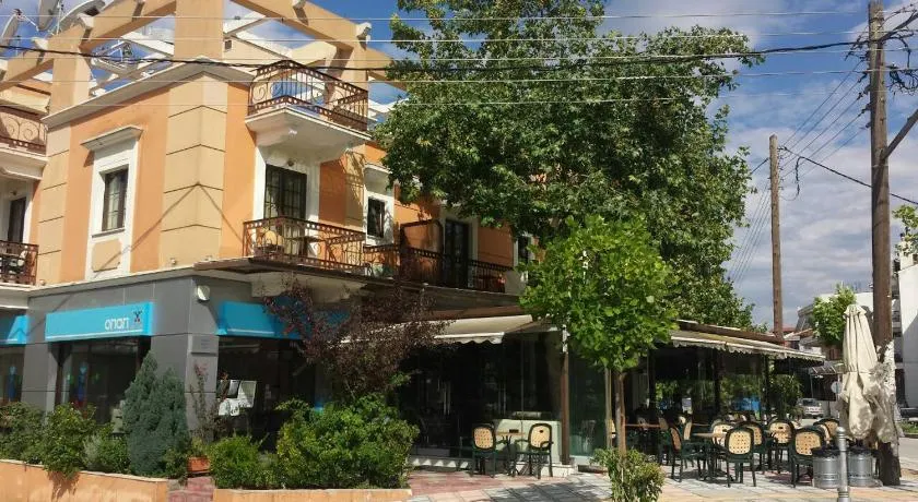 Yiannis Apartments - Image 1
