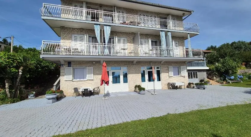 Apartmani Adria - Image 1