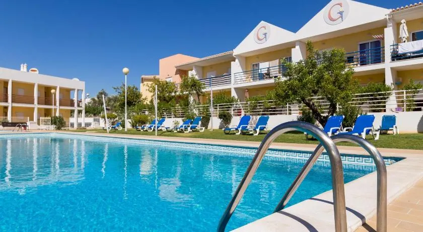 Albufeira Sunny Apartment 2 With Pool by Homing - Image 1