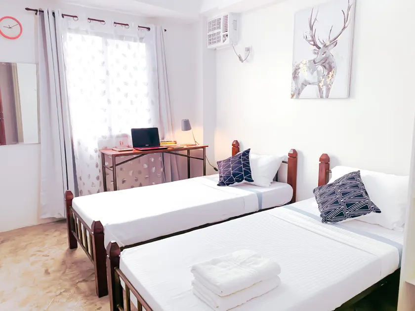 Gplace Hotel - Image 1