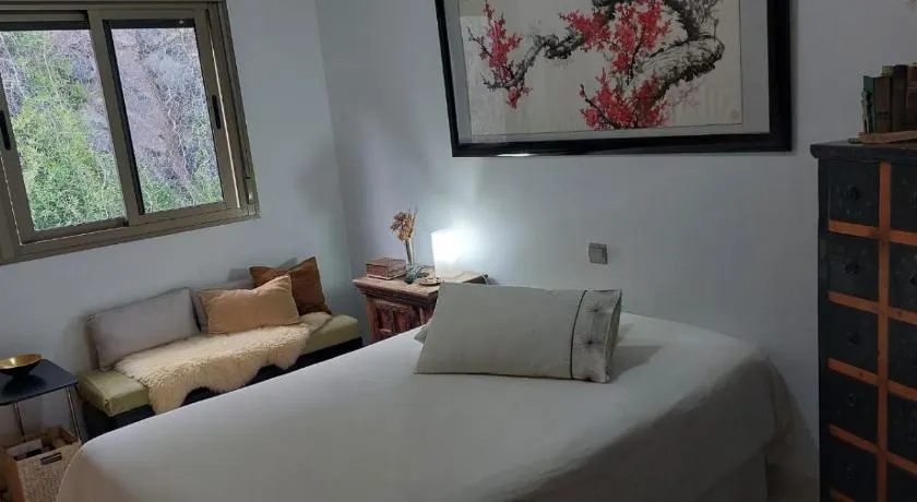 Cozy room near Las Teresitas beach - Image 1