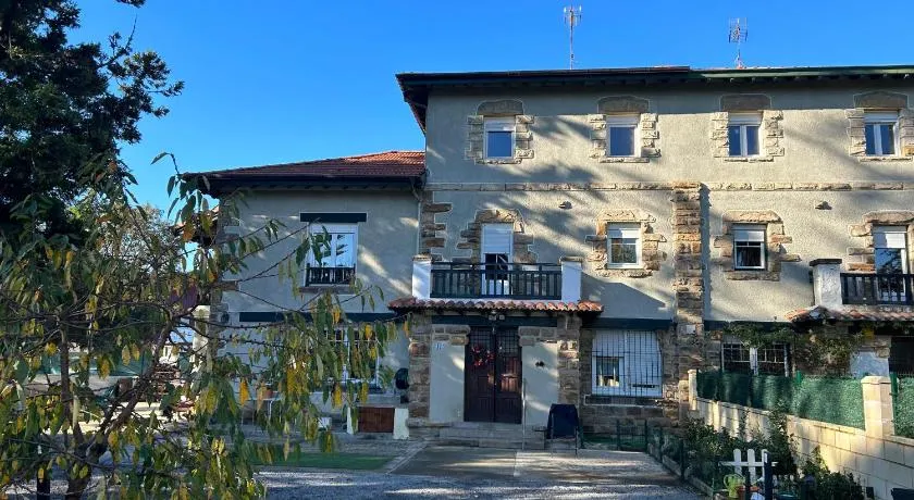 Lekuona - Image 1