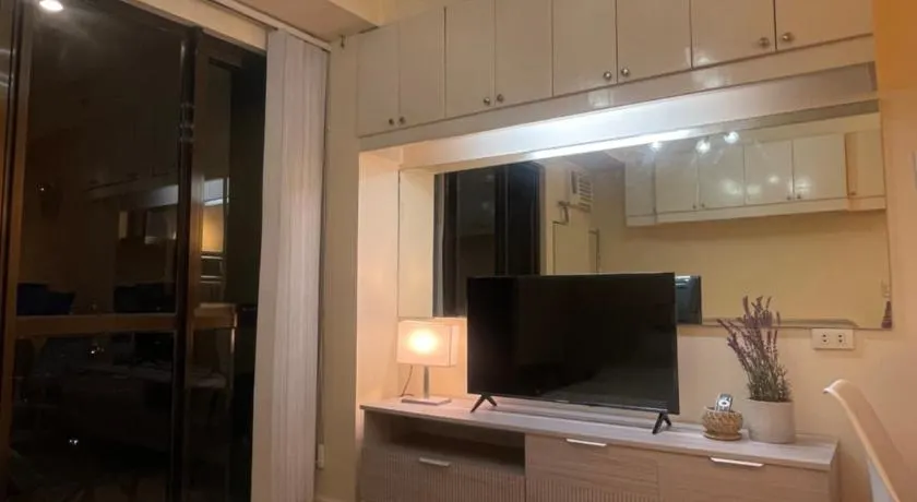 Grand Soho Makati Condo - Image 1