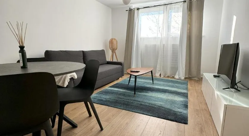Joli appartement dans une maison remise à neuf - Image 1