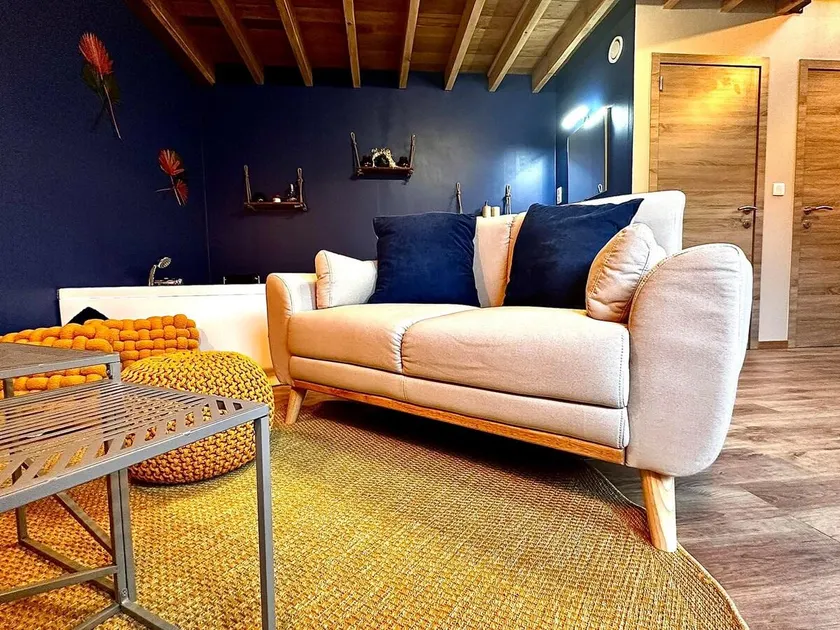  La Hour House – Esc’Appart - Image 1