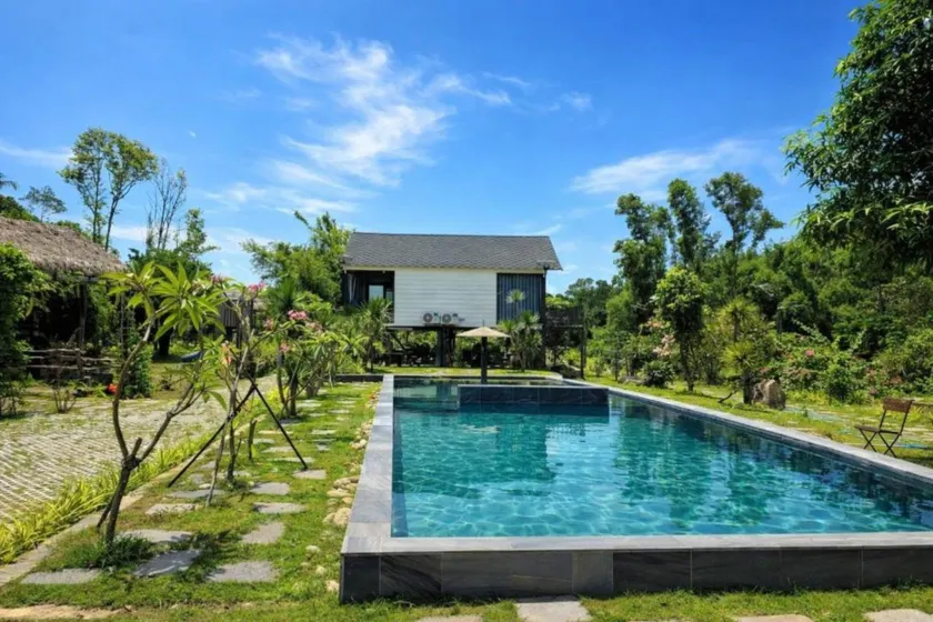 Orchid Villa & Homestay Farm Lăng Cô - Image 1