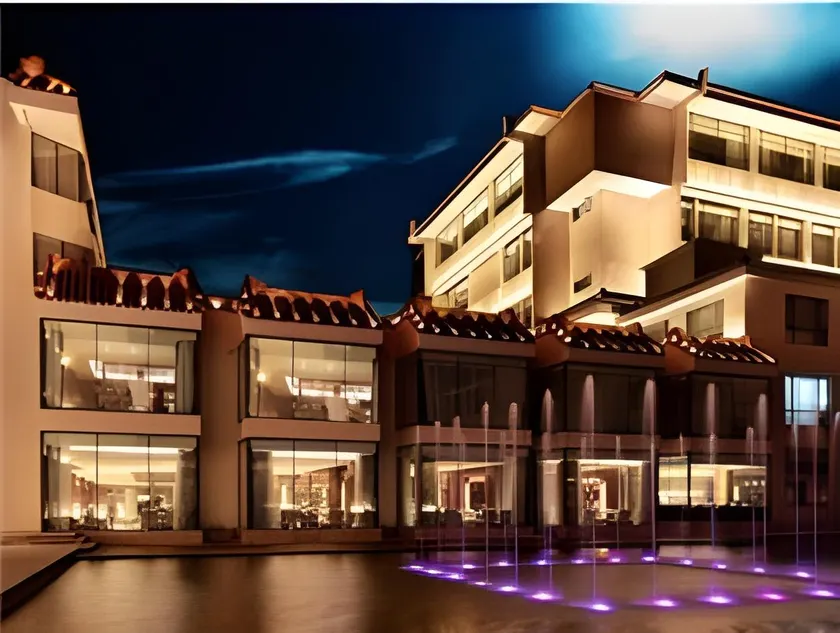Ondine International Hotel - Image 1